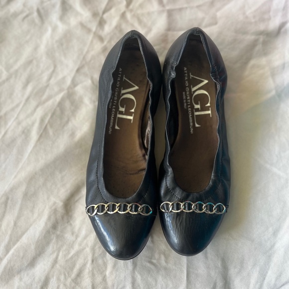 AGL Attilio Giusti Leombruni Black Cap Toe Ballet Flats 37.5 Italy - Picture 1 of 3
